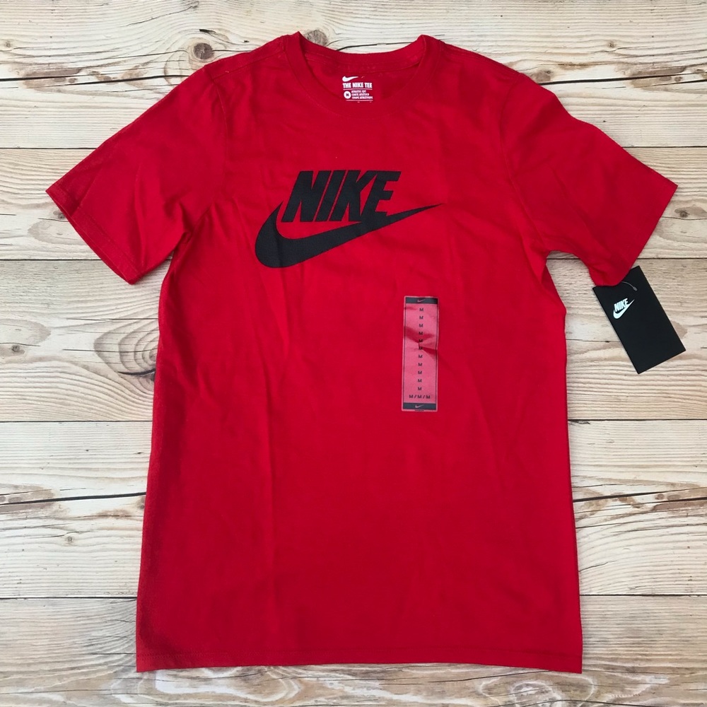 Nike Tee